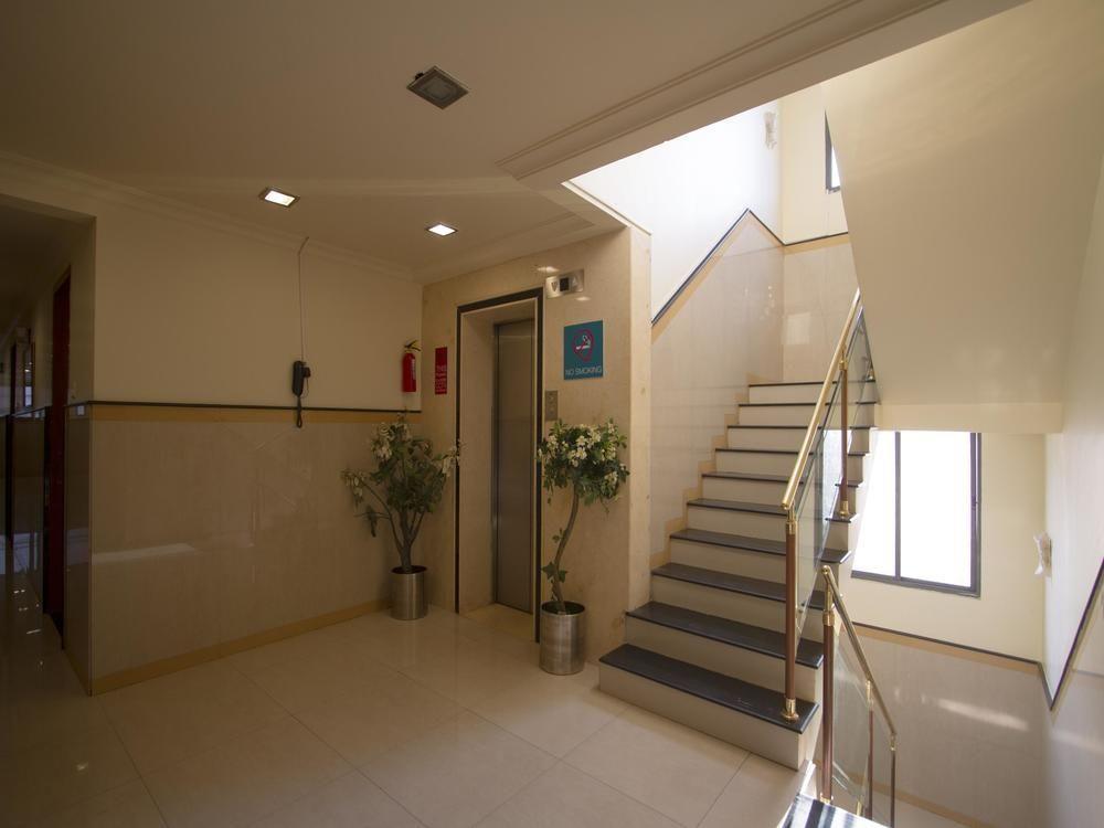 Oyo Rooms Indiranagar 100 Ft Road Bangalore Ngoại thất bức ảnh